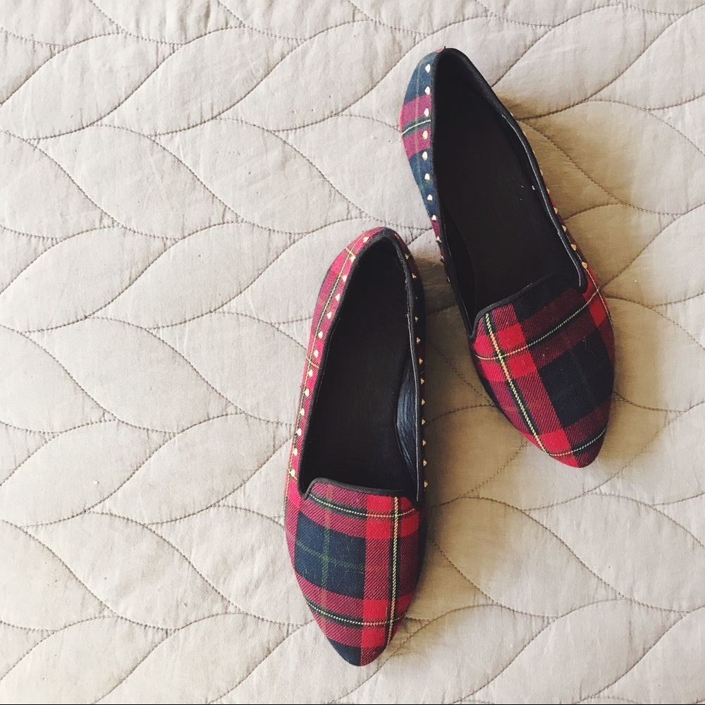 Red & black plaid flats